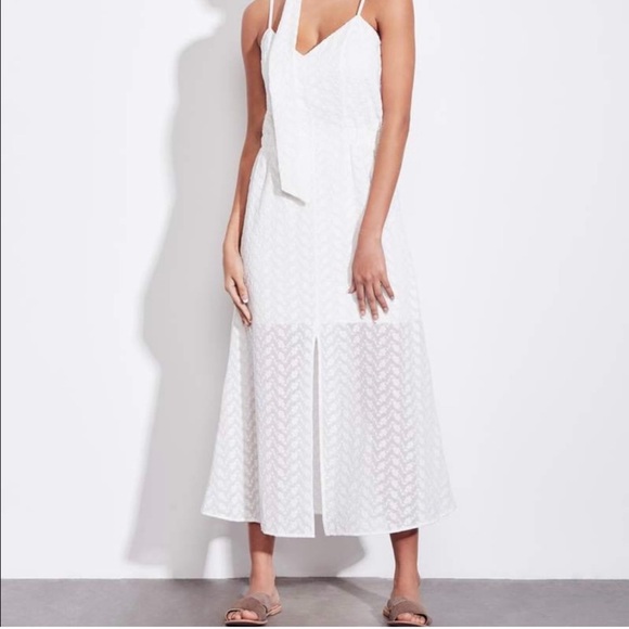 Ali & Jay White Dress - Picture 1 of 4